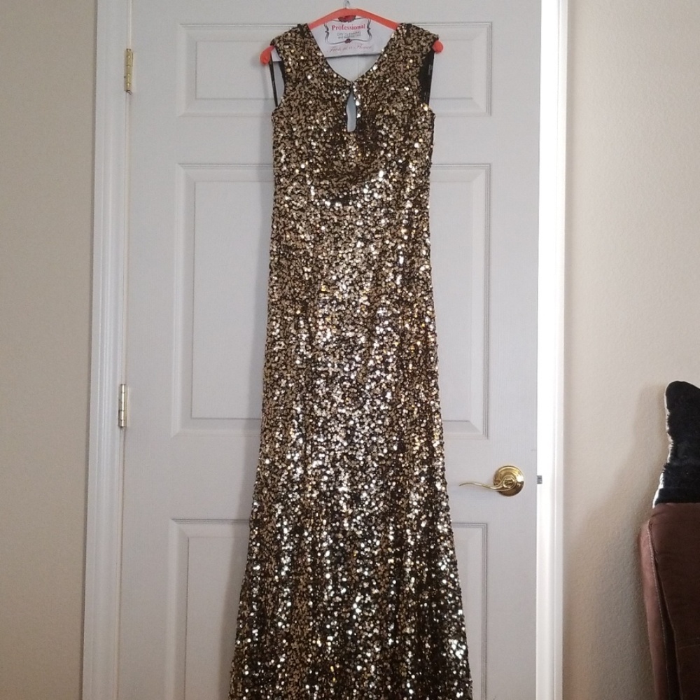Tony bowls NWOT evening gown